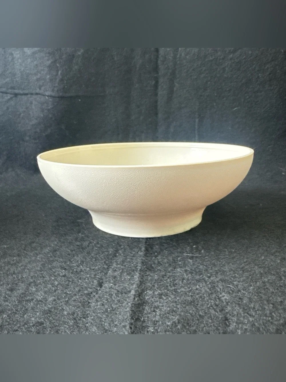 Tupperware Bowl Lot of 6 #890 -36 Almond Footed Cereal Soup Bowls Vintage